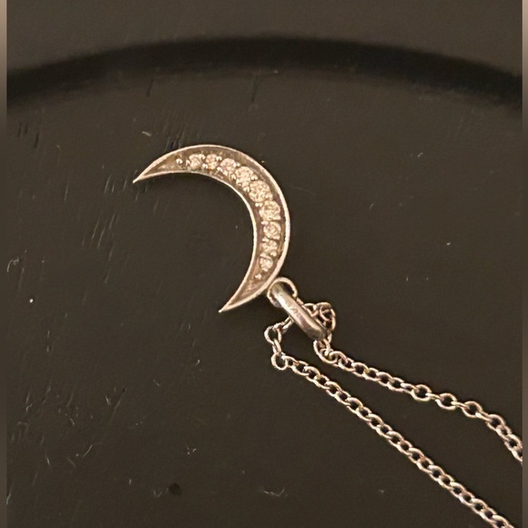 Zoe Lev white gold necklace with diamond moon pendant - Picture 6 of 6